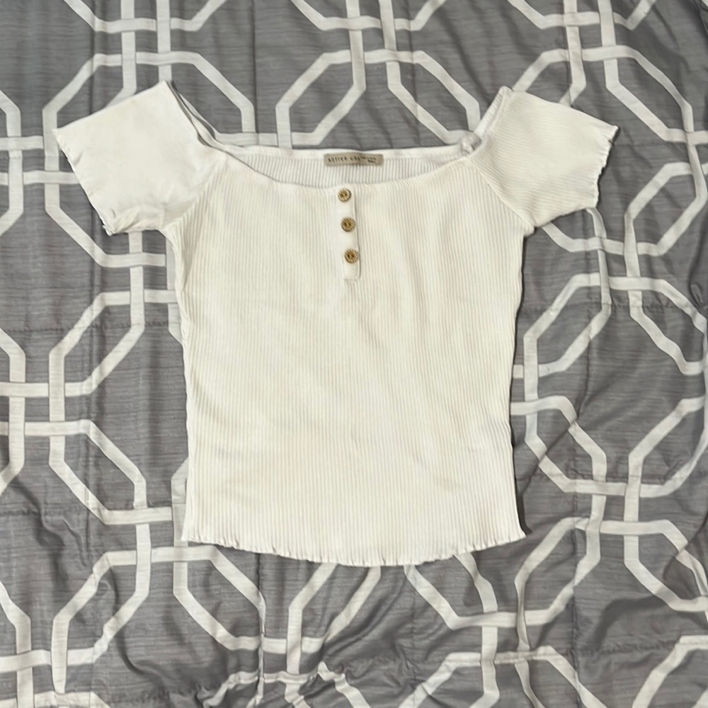 Active USA, Small, tight, off the shoulder shirt
